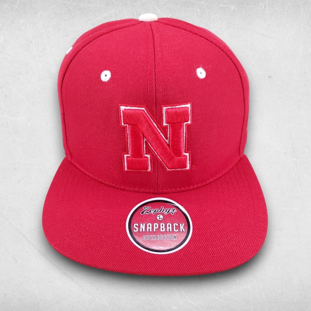 NWT Nebraska Huskers Red Snapback Cap 3D Embroidered Zephyr Sportswear College